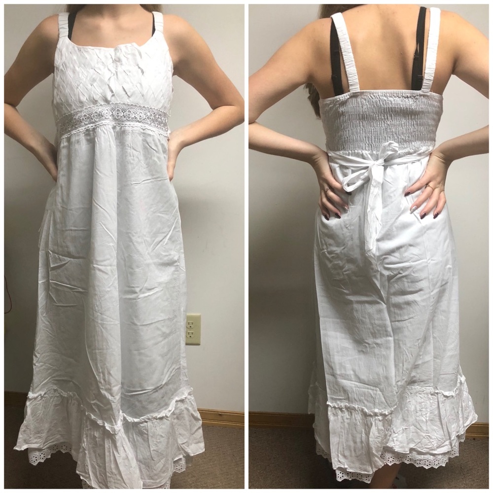 Elegant White Maxi Dress